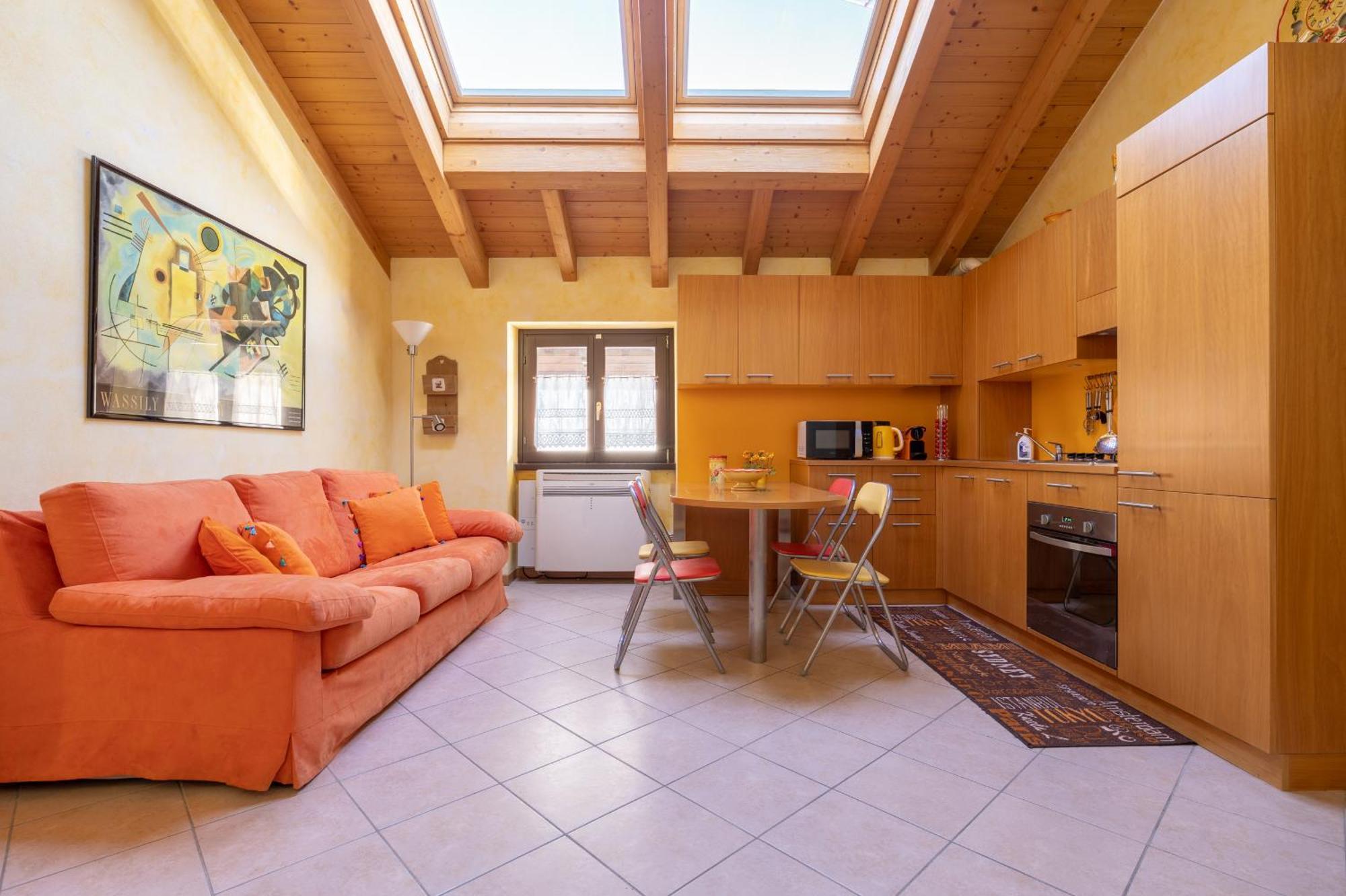 Apartment By The Ferry - Menaggio Luaran gambar